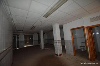 Maison à Puerto Deportivo. Gran casa para reformar en el centro de torrevieja junto playa d