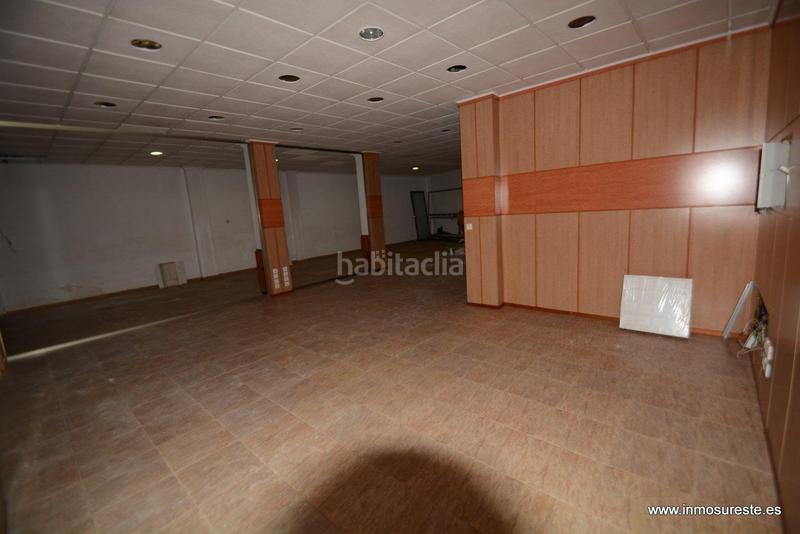 Foto 3050868d-3a31-4e86-9427-37e0fbe3e6bf. Location local commercial dans Orihuela ciudad Orihuela