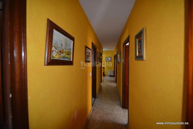 Foto 48fb3026-fdd5-45ed-a286-31792d4f09dd. Piso gran bajada de precio !! oportunidad en el centro , piso cerca de la glorieta gabriel miró, con 116 m2 construidos. en Orihuela