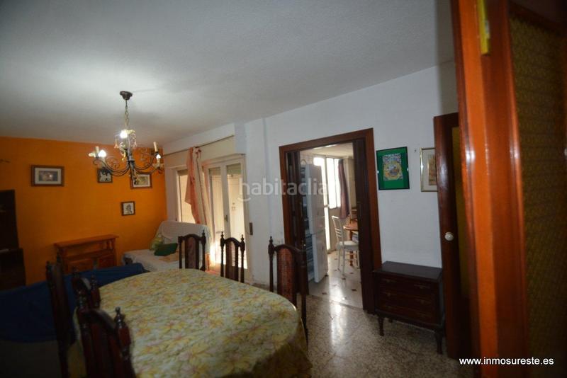 Foto 8224da98-7892-48fc-83fd-2a00d9d6588b. Piso gran bajada de precio !! oportunidad en el centro , piso cerca de la glorieta gabriel miró, con 116 m2 construidos. en Orihuela