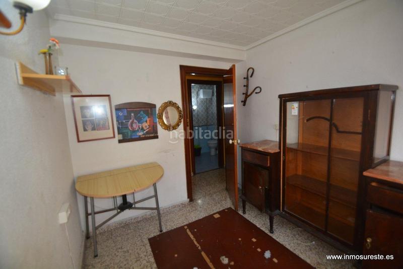 Foto b1ad163e-1f6f-48a6-9b6c-8d6468e7edc8. Piso gran bajada de precio !! oportunidad en el centro , piso cerca de la glorieta gabriel miró, con 116 m2 construidos. en Orihuela