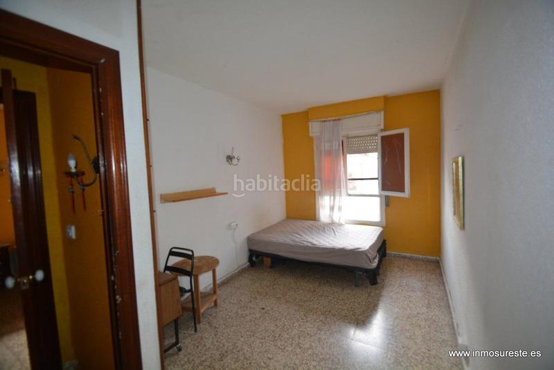 Foto c7beaa62-c899-4088-8c70-1c806d1819d3. Piso gran bajada de precio !! oportunidad en el centro , piso cerca de la glorieta gabriel miró, con 116 m2 construidos. en Orihuela