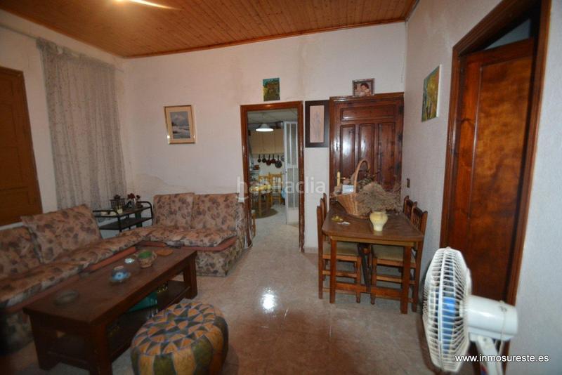 Foto a7a73cfc-d943-42c8-bd70-8ef65ca049cb. Casa vivienda planta baja parcela !! casa planta baja en callosilla zona virgen del camino, 81 m2 construidos y parcela de 162 m2 en Orihuela