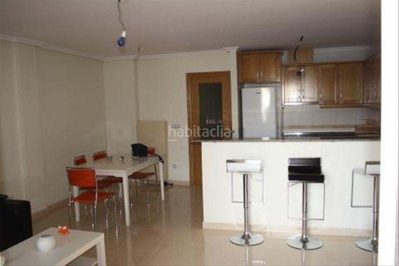 Foto 4ca4c34e-e1f7-4db0-a81b-e474ca8d3911. Rent house with pool in Benferri