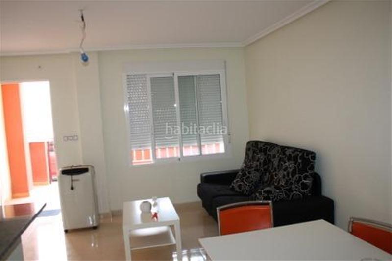 Foto 7db048ff-042f-43a1-ae50-1335a849fab0. Rent house with pool in Benferri