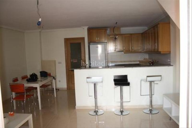 Foto f63725e4-3f82-4e82-8d6a-bd8af1b19f16. Rent house with pool in Benferri