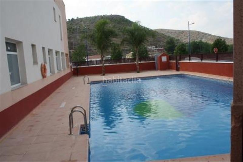 Foto f6f95603-d4f2-43c2-9ef6-298b7e790ca2. Rent house with pool in Benferri