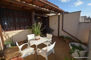 Duplex à Orihuela Ciudad. Amplio tríplex adosado en orihuela, zona de los huertos. gran op