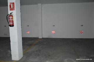 Lloguer Aparcament cotxe a Orihuela Ciudad. Oportunidad !! alquiler de plaza de garaje en orihuela, zona duq