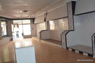 Lloguer Local Comercial a Orihuela Ciudad. Alquiler de local comercial en orihuela zona obispo rocamora, 12