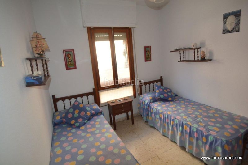 Foto f0a4898e-8c05-4ed0-a850-849ad5858523. Pis a Zona Playa del Cura Torrevieja