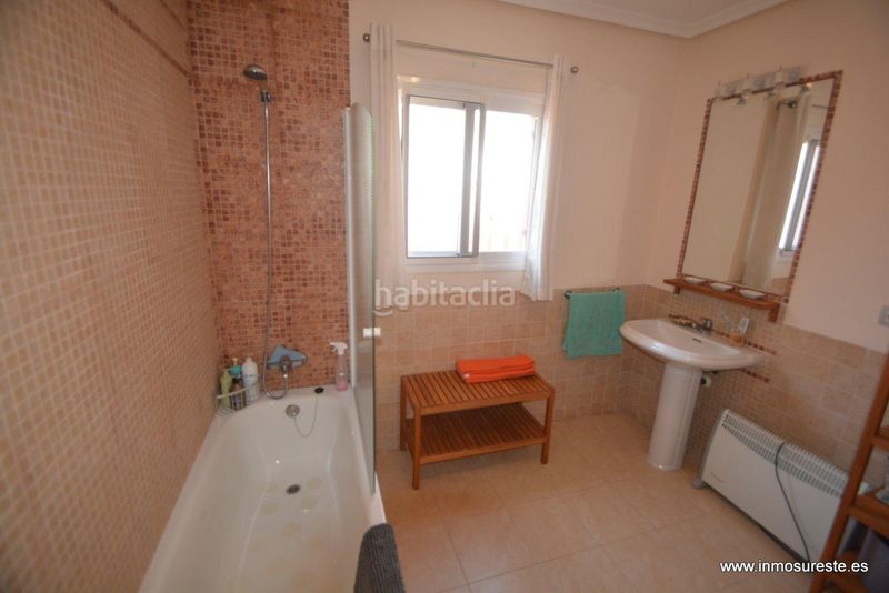 Foto 4380c47c-45ba-4edc-a283-edb1e390e1a7. Casa adossada amb aparcament a Montepinar - La Aparecida - Raiguero Orihuela