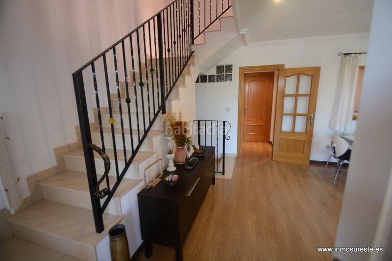 Foto 5ecdaefc-20a4-480d-a449-92bd7664a24c. Casa adossada amb aparcament a Montepinar - La Aparecida - Raiguero Orihuela