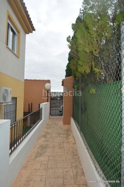 Foto a565a08b-6b93-4c77-b78d-c751af61090d. Casa amb piscina a Cox