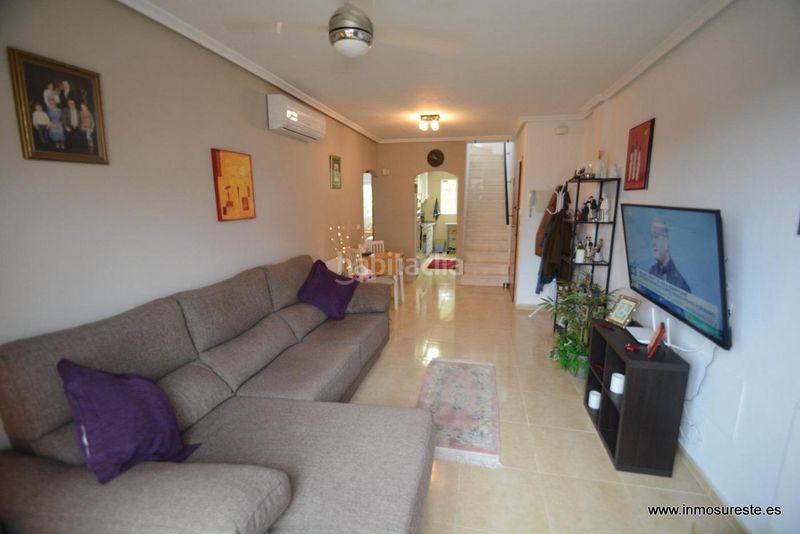 Foto dc7af545-142a-4731-a19c-adc74e7db1a6. Casa amb piscina a Cox