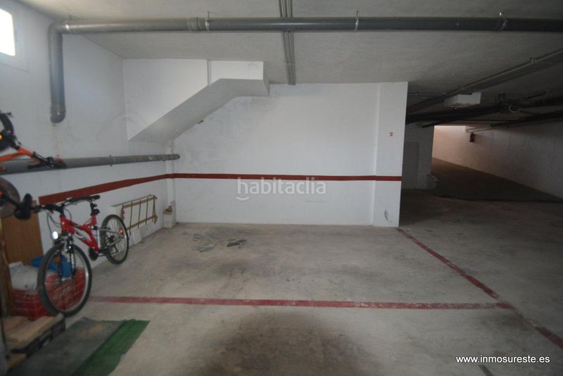 Foto 0601b5e3-c741-435c-960c-13f3e8b5c891. Casa adossada amb aparcament a Benferri