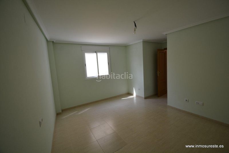 Foto 38194ac4-f46b-4283-af5e-164d8b028570. Casa adossada amb aparcament a Benferri