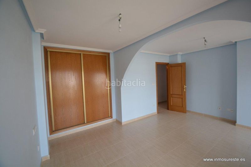 Foto 7392a99a-720a-498c-a094-0e97e086d805. Casa adossada amb aparcament a Benferri