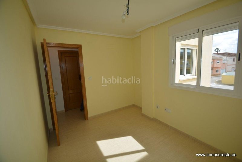 Foto b03b68c4-42bf-4f41-ac6b-99ce16554cff. Casa adossada amb aparcament a Benferri