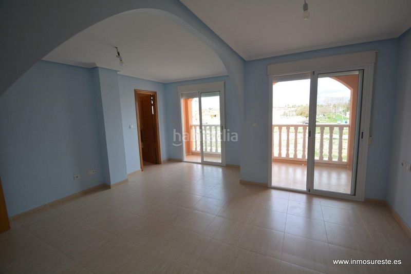 Foto f36590da-4892-42b2-951e-a2b6ee6e2bde. Casa adossada amb aparcament a Benferri