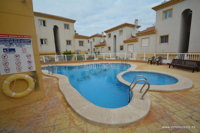 Foto 3c11ca16-38de-4aa0-ba1d-34de12b66961. Casa amb piscina a Cox