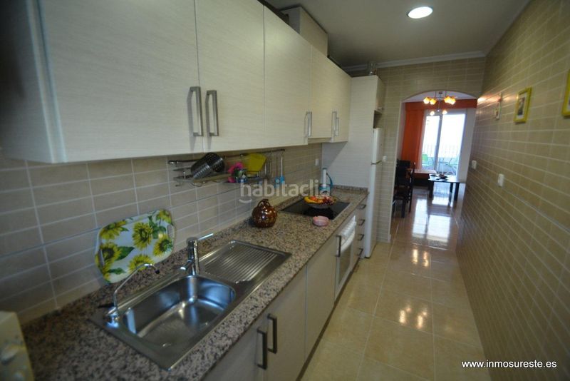 Foto 54e91f5a-a32a-45d4-adf2-f47953bd9f64. Casa amb piscina a Cox