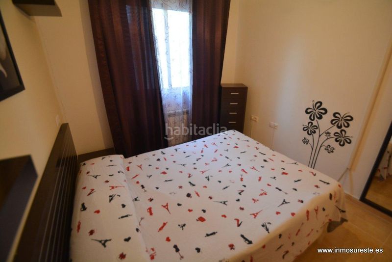 Foto c087f651-ead3-40a1-857c-25c2c52df97d. Casa amb piscina a Cox