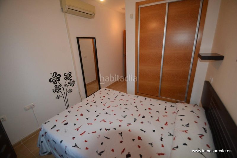 Foto dcc8e3cc-2403-41d3-a0ed-244ff77aedac. Casa amb piscina a Cox