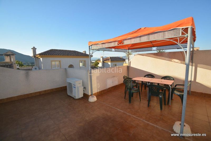 Foto f8c2cc4b-111b-48a6-b805-c81cd446401c. Casa amb piscina a Cox