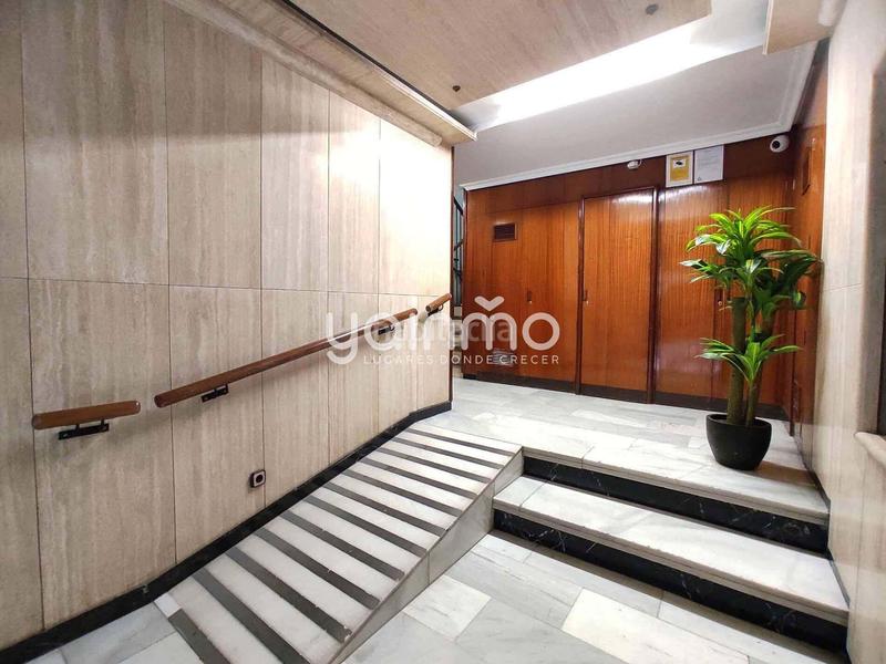 Foto 5090828e-686d-4306-bbfd-2fa62b729fe2. Miete büro in San Ildefonso - Catedral Jaén