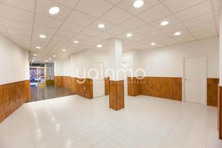 Location Local commercial à San Ildefonso - Catedral. Se vende y/o alquila local comercial de 104 m2 en san ildefonso