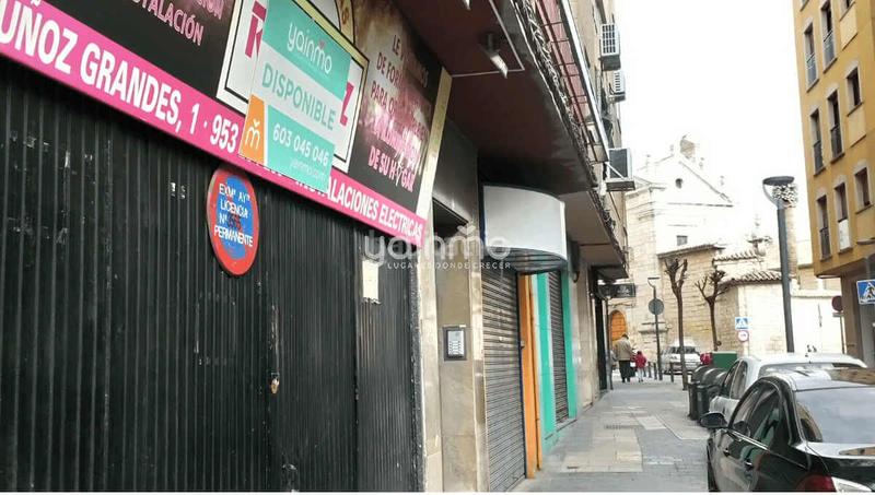 Foto 19c6bdee-88e3-4111-a64b-41568e6ff1fd. Rent business premise in San Ildefonso - Catedral Jaén