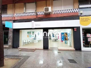 Alquiler Local Comercial  Avenida de andalucía. Se alquila local de 125 m2 ubicado en avenida de andalucía de ja