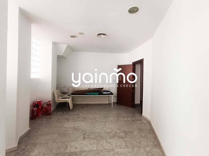 Foto a52b7f5f-46ae-45d4-b287-e7c3178b0197. Rent business premise in Hospital Jaén