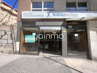 Lloguer Local Comercial a Belén - San Roque. Se alquila local comercial de 120 m2 en la avda. de granada