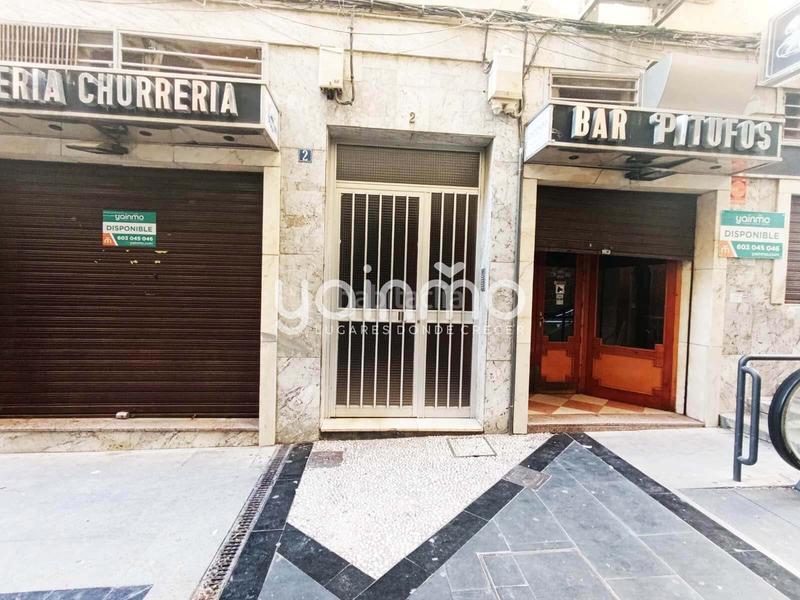 Foto c69fa31f-5a21-4da6-b4c1-26e83f087e03. Local comercial a Avda de Madrid - Pº de la Estación Jaén