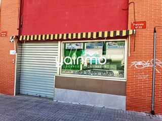 Location Local commercial à Renfe - Bulevar 1ª y 2ª Fase. Se alquila local comercial de 50 m2 en el polígono los olivares
