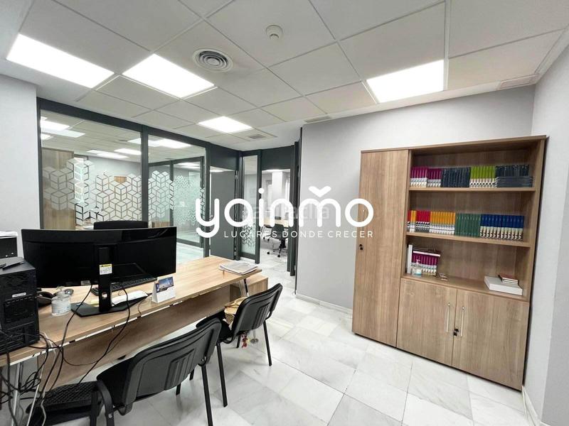 Foto 1674ac5d-7e71-4833-b997-35d055477959. Office space in calle esteban ramírez martínez 2 in Jaén
