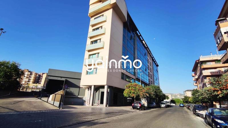Foto ad295b74-063d-48ac-9814-c19ccba10a10. Office space in calle esteban ramírez martínez 2 in Jaén