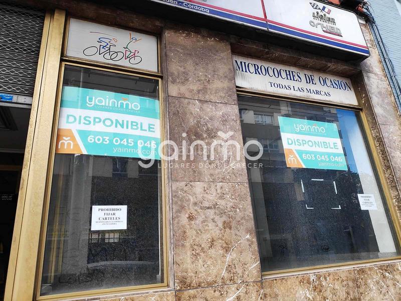 Foto d9936266-6be6-446c-a7b5-d95ffa5f9c01. Local comercial se vende local comercial de 332 m2 en Jaén