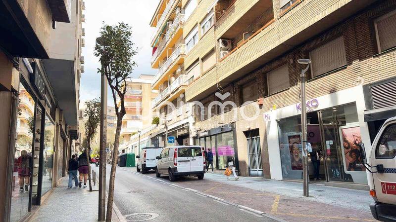 Foto 43d7aa4b-1d84-4061-b2a1-be61220dc1d6. Alquiler local comercial ¡impulsa tu negocio en el mejor espacio comercial ! en Jaén
