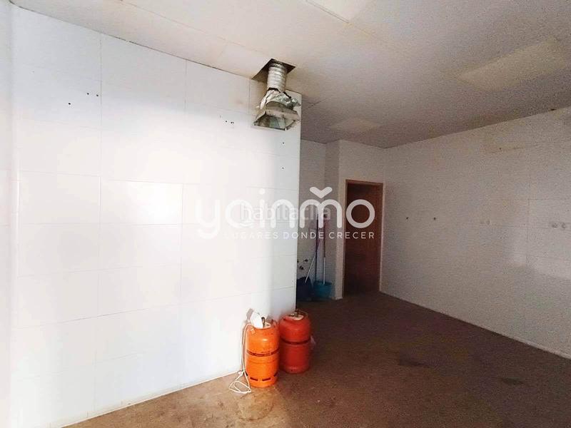 Foto 285e9e6d-4de4-461e-b6e9-aa8ff8c93089. Rent business premise in El Valle - Universidad Jaén