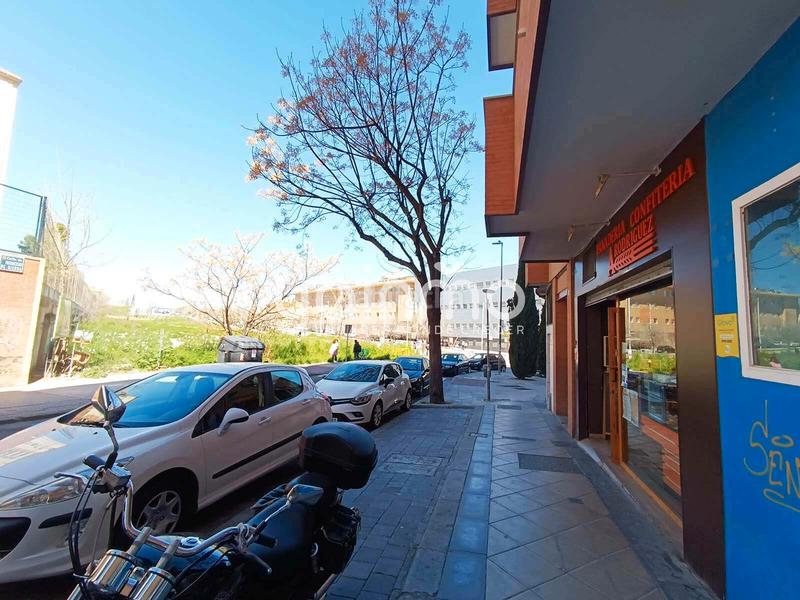 Foto 7858c51d-f8fe-47ee-8e52-f133f401adcb. Rent business premise in El Valle - Universidad Jaén