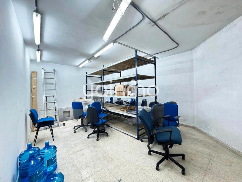 Foto d37b73fa-4b00-4725-9953-5ebb58120dac. Affitto locale commerciale con riscaldamento in Santa Isabel Jaén