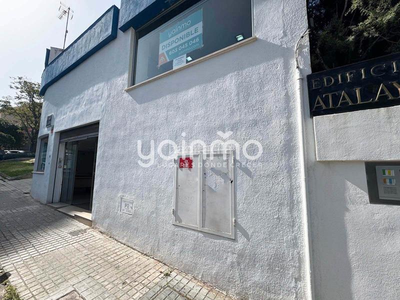 Foto 21b41d8e-d13f-4dfe-b5e4-ade6d2225654. Alquiler local comercial  en alquiler frente al teatro infanta leonor en Jaén