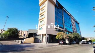Miete Geschäftsraum in Calle esteban ramírez martínez 2. Se alquila espectacular local comercial en el bulevar para empez