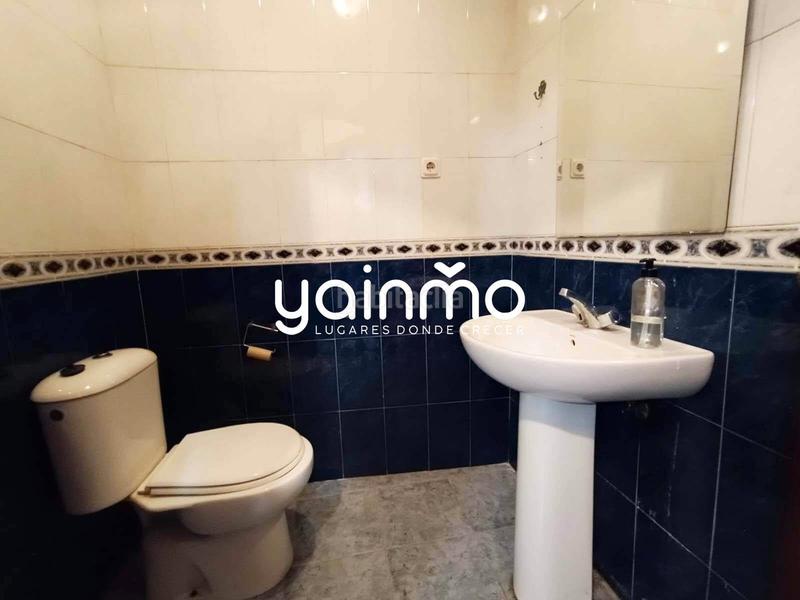 Foto 10b98392-3d5e-4179-8b90-aab2a4061ba8. Alquiler local comercial se alquila local comercial de 114 m2 muy próximo a avda. andalucía en Jaén