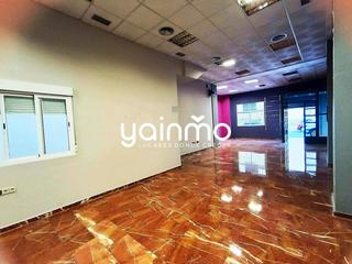 Location Local commercial à Avda de Madrid - Pº de la Estación. Local comercial en alquiler – centro de jaén