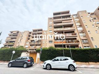 Piso  Calle juan pedro gutiérrez higueras. Se vende vivienda espectacular junto al hospital de jaén con par