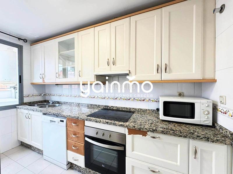 Foto 56249da9-a3cd-4509-b9fe-ef597c69e10a. Lloguer pis amb aparcament piscina a El Valle - Universidad Jaén